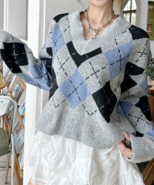 セール】Vネック アーガイル柄 ショート丈 ニット（ニット/セーター