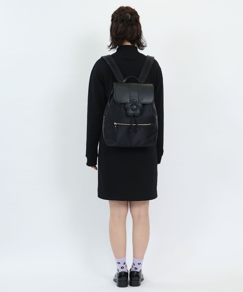 MARY QUANT（マリークワント）の「ナイロンデイジーフラップ リュック