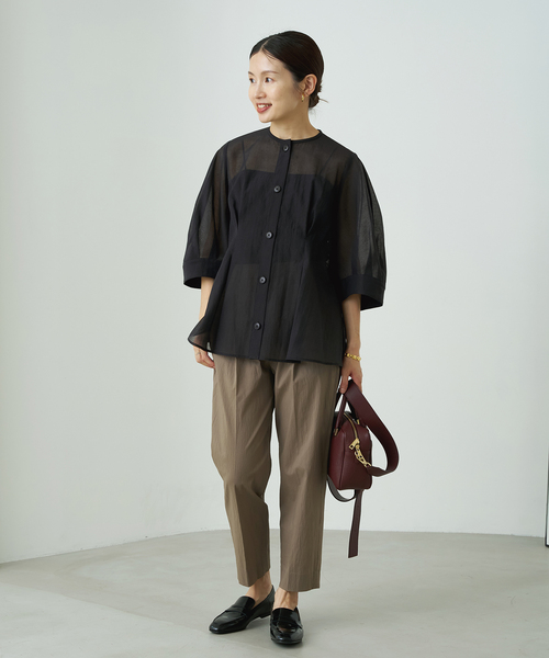 IENA（イエナ）の「スラブオーガンジーペプラムブラウス（シャツ