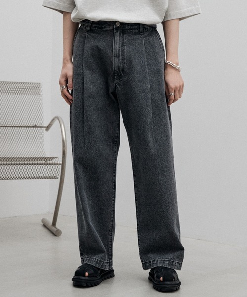 WYM LIDNM（ウィム バイ リドム）の「TUCK WIDE LOOSE DENIM（デニム