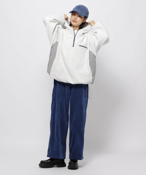 niko and（ニコアンド）の「ソフトフリース切り替えZIPパーカー