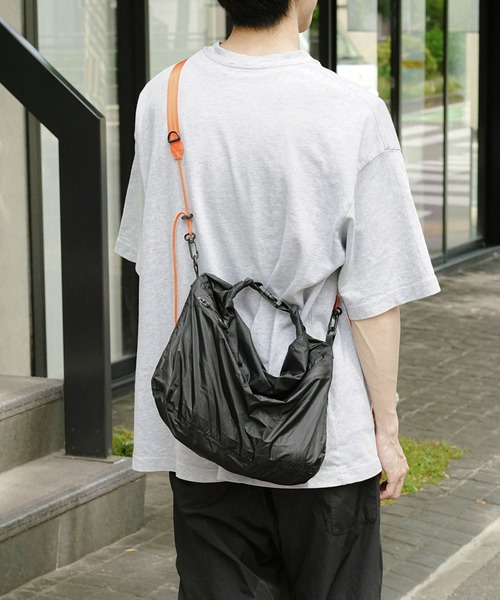 nahe ネーエ ドライバッグ 2WAY 防水 折りたたみ サコッシュ 10L（L