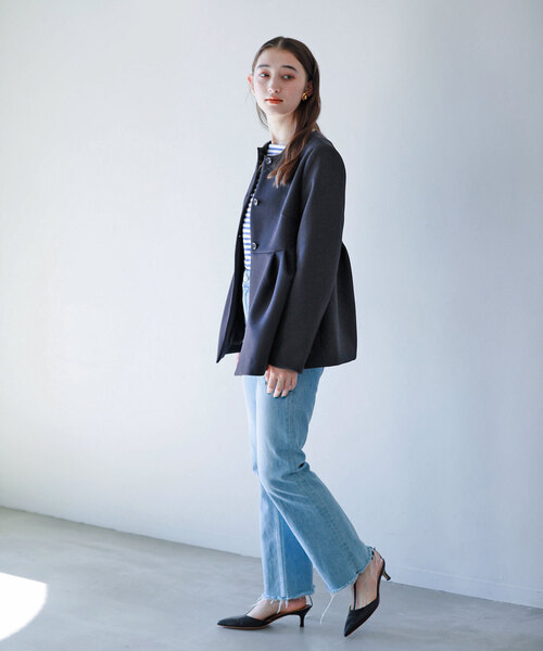 La TOTALITE（ラトータリテ）の「トリプルクロスペプラムジャケット