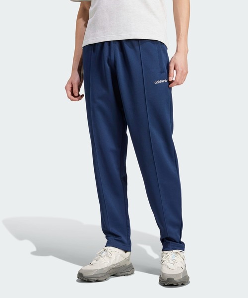 adidas（アディダス）の「アーカイブトラックパンツ（ジャージ