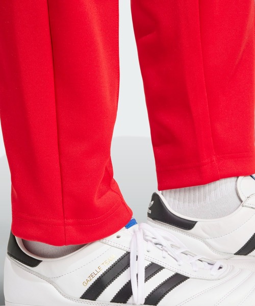 adidas（アディダス）の「アーカイブトラックパンツ（ジャージ