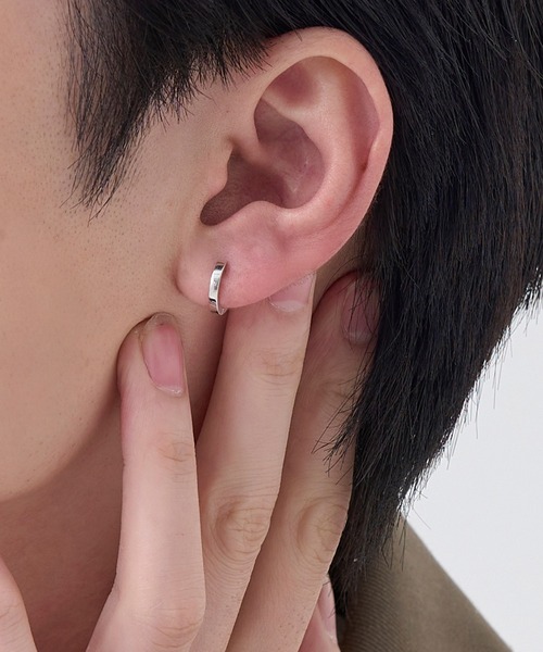 シリーズ累計販売 2000点突破！】【K10】ストレートフープピアス/片耳