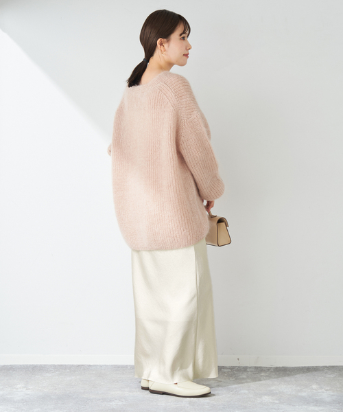 plage（プラージュ）の「キッドモヘヤ カタアゼ Vネックプルオーバー