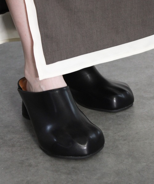 変形トゥミュール／deformed toe mule ディフォームド サボ 厚底