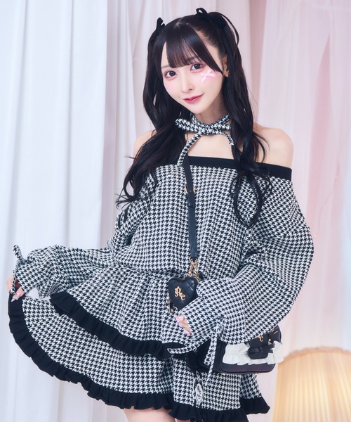 ワンショルトレーナーワンピ（ワンピース）｜ReAmour（リアムール）の