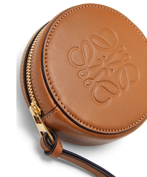 LOEWE（ロエベ）の「クッキー ポーチ ミニ (ソフトカーフ)（ポーチ