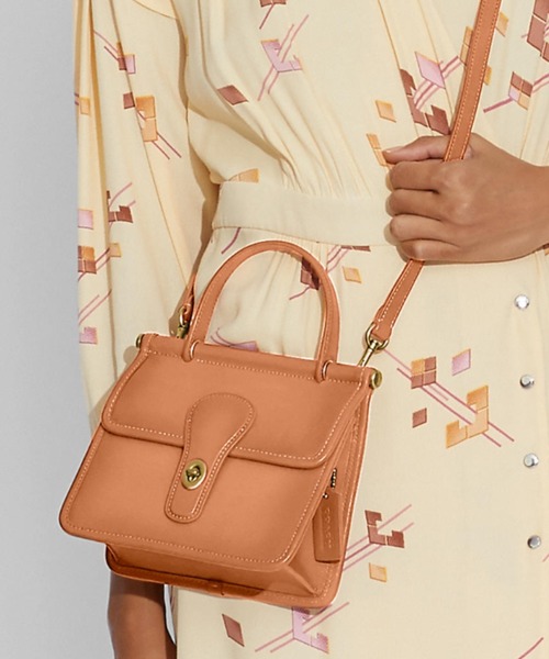 COACH（コーチ）の「スウィンガー 20（ハンドバッグ）」 - WEAR