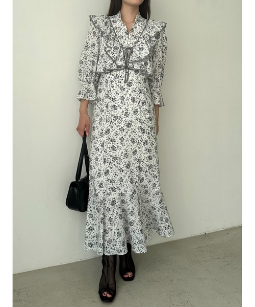 SNIDEL（スナイデル）の「ボレロライクフリルプリントワンピース