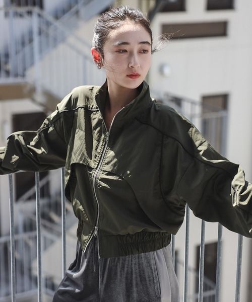 セール】配色パイピングナイロントラックジャケット（ジャージ