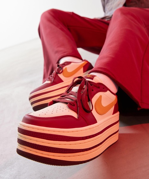 JORDAN BRAND（ジョーダンブランド）の「エア ジョーダン 1 トリプル