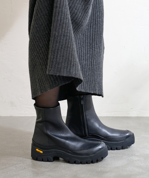 LE TALON（ルタロン）の「レザーVIBRAMソフトフィットショートブーツ