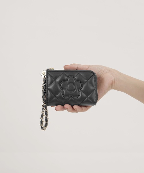 MARY QUANT（マリークワント）の「スクエアキルト マルチキーケース