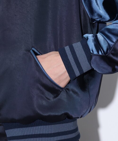 tk.TAKEO KIKUCHI（ティーケータケオキクチ）の「◇リバーシブル刺繍