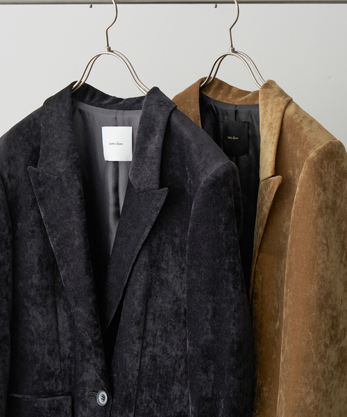 Spick & Span（スピックアンドスパン）の「ベルベットピークドラペル