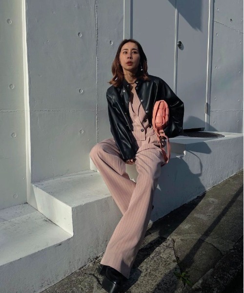 ROUND SHORT SYNTHETIC LEATHER JACKET（その他アウター）｜Ameri