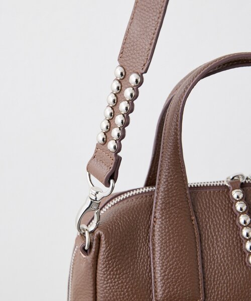 本革/ショルダー付き》スタッズボストンバッグ（ボストンバッグ）｜ear