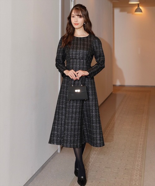 SWINGLE（スウィングル）の「ベロアレースアップチェックツイード