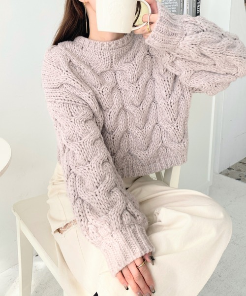 moment+（モーメントプラス）の「ローゲージメランジ手編み風ケーブル