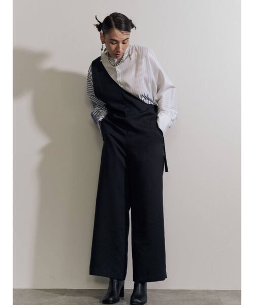 UN3D.（アンスリード）の「ワンショルダーオールインワン（つなぎ