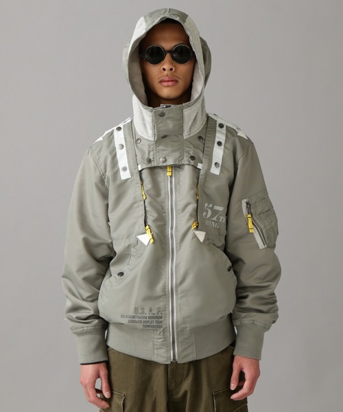 AVIREX（アヴィレックス）の「LIGHT MA-1 REMODEL TACTICS 2 / ライト