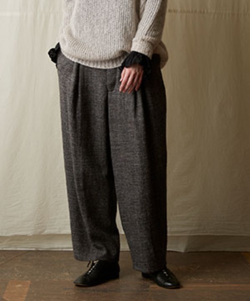 suzuki takayuki（スズキタカユキ）の「wide legged pants Ⅲ（その他