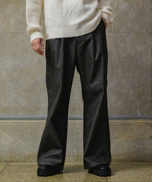 CASPER JOHN（キャスパージョン）の「Chemical PU flare pants