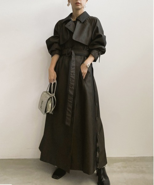 Ameri（アメリ）の「MINIMAL FLARE LONG TRENCH COAT（トレンチコート