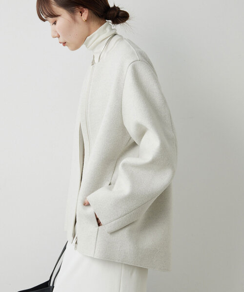 GALLARDAGALANTE（ガリャルダガランテ）の「ノーカラーミドルコート