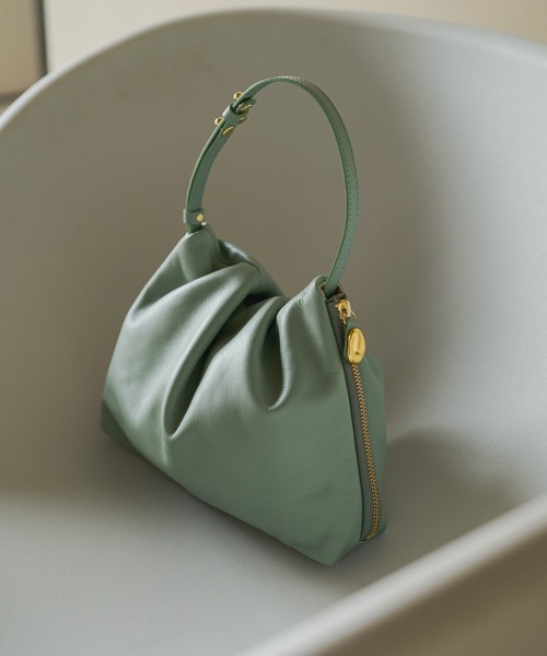 russet（ラシット）の「《gem_by russet》レザーワンハンドルバッグ