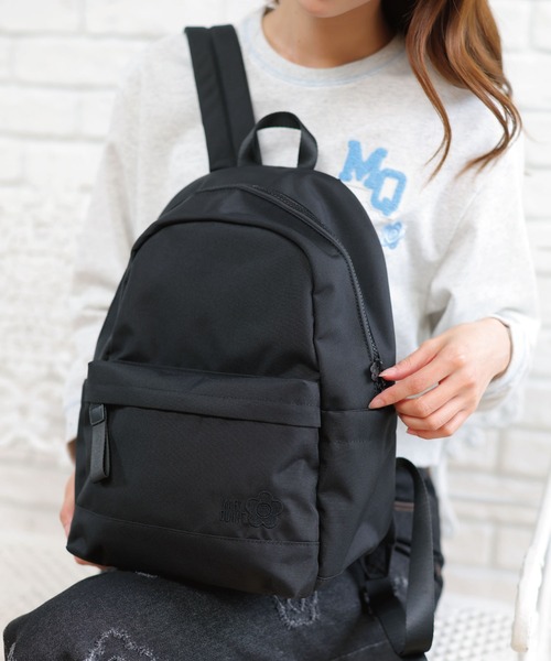 オールブラックシンプルロゴ リュック（バックパック/リュック）｜MARY