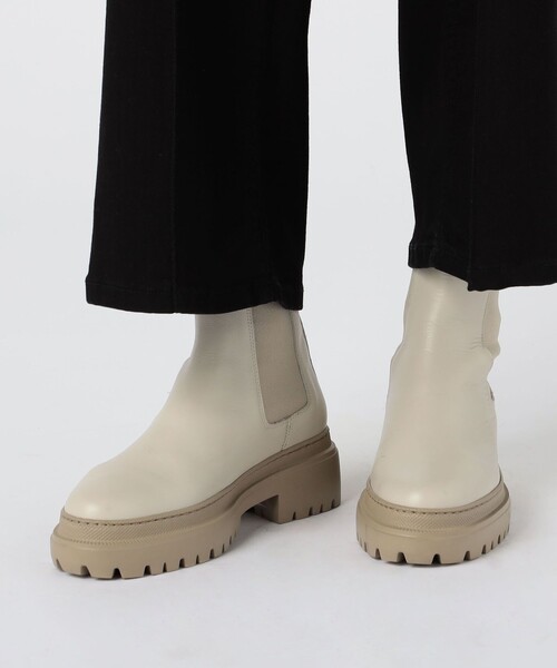 TOMORROWLAND （トゥモローランド）の「TOMORROWLAND ライト