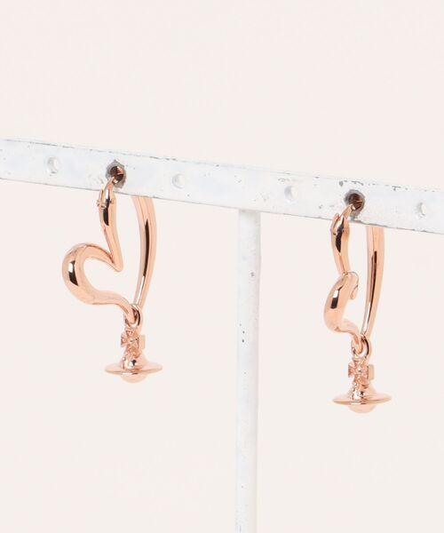 EMILY EARRINGS（ピアス（両耳用））｜Vivienne Westwood
