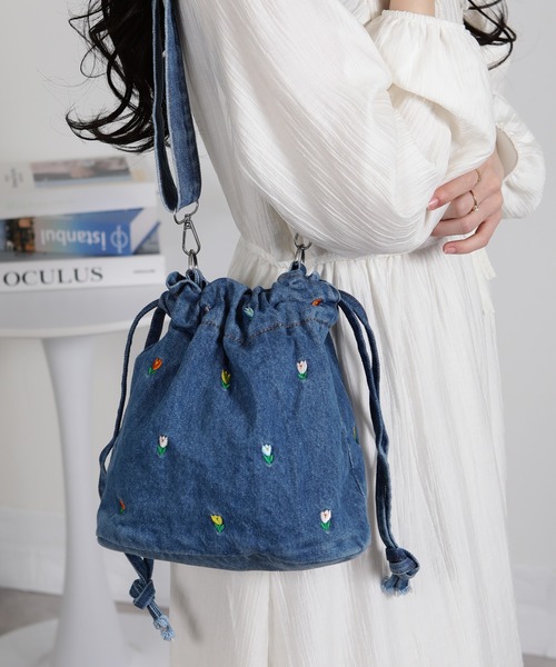セール】チューリップ刺繍 デニム 巾着 ショルダーバッグ（ショルダー