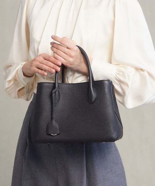 BONAVENTURA（ボナベンチュラ）の「ミア トートバッグ (27 シュリンク