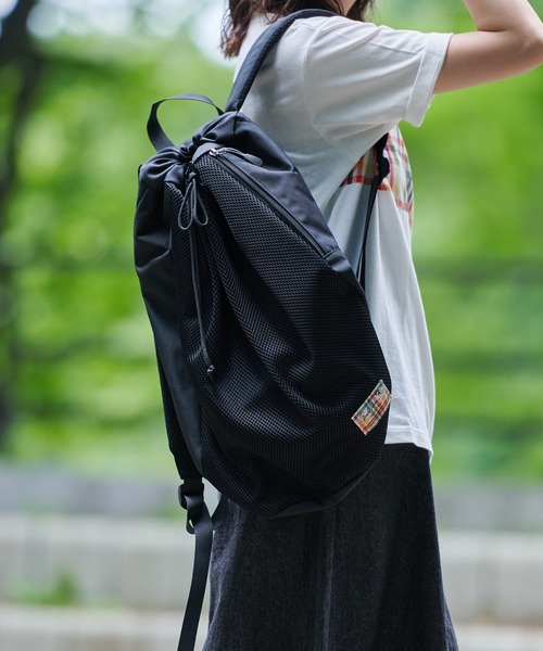 Arnold Palmer（アーノルドパーマー）の「メッシュ コンビ リュック