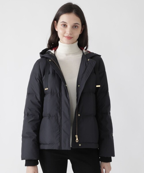 BLUE LABEL CRESTBRIDGE（ブルーレーベルクレストブリッジ）の