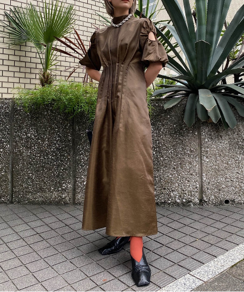 Ameri（アメリ）の「GATHER SLEEVE WAIST TUCK DRESS（ワンピース