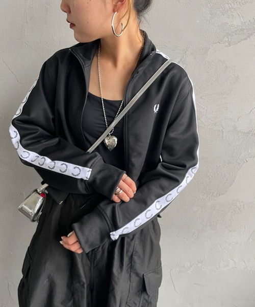 FRED PERRY/フレッドペリー] クロップドデザイン トラックジャケット