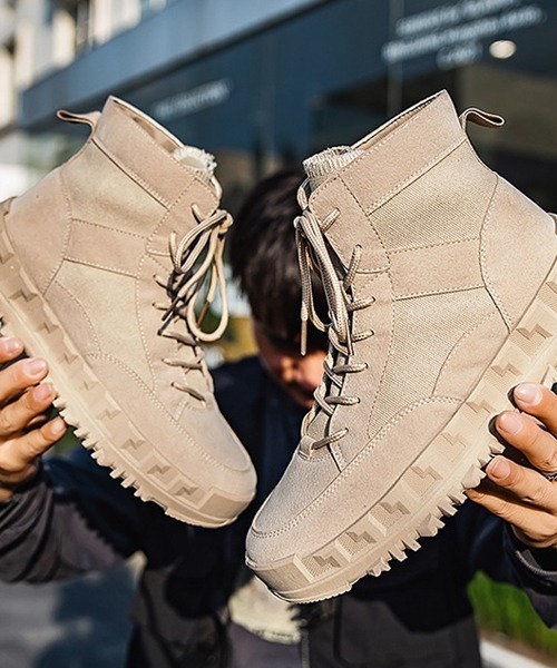 SVEC（シュベック）の「ハイカット チャンキーソール ミリタリー