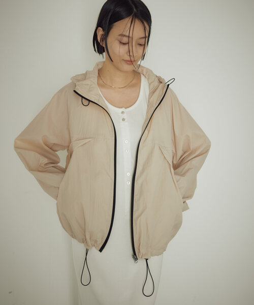 earthy（アーシー）の「マウンテンパーカー (ポケッタブル