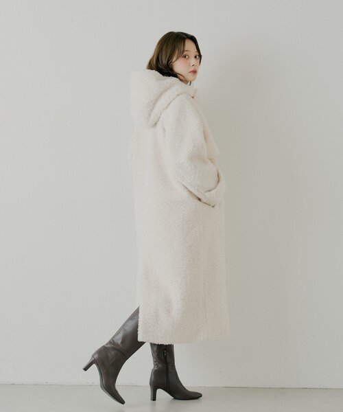 Chico（チコ）の「【SALON by Chico】ショートボアフードロング