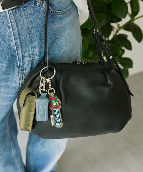 PEZ(ペッツ)×ear】本革リップケースチャーム（その他）｜ear