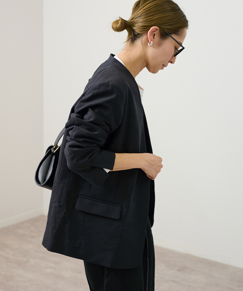 FRAMeWORK（フレームワーク）の「綿麻キャンバスノーカラージャケット