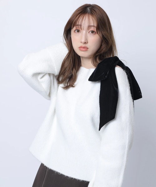 Apuweiser-riche（アプワイザーリッシェ）の「ベロアリボンゆるニット