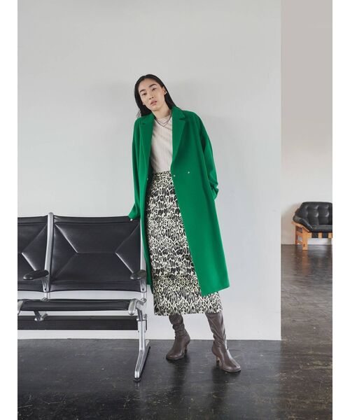 ELENDEEK（エレンディーク）の「コクーンチェスターコート（チェスター