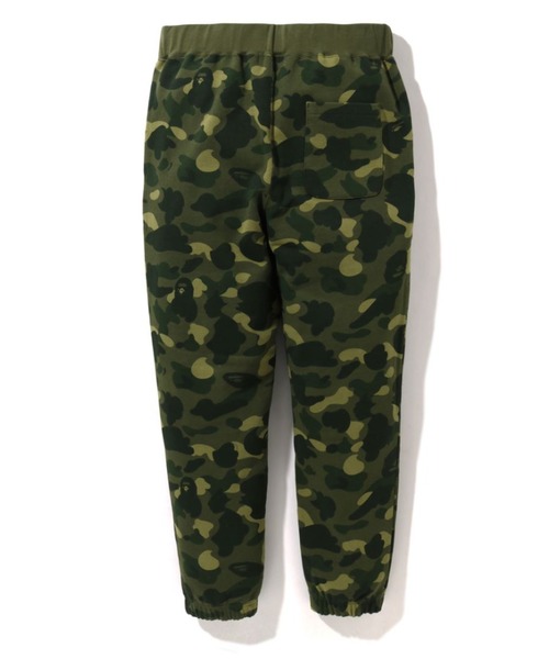 A BATHING APE（アベイシングエイプ）の「COLOR CAMO SWEAT PANTS M
